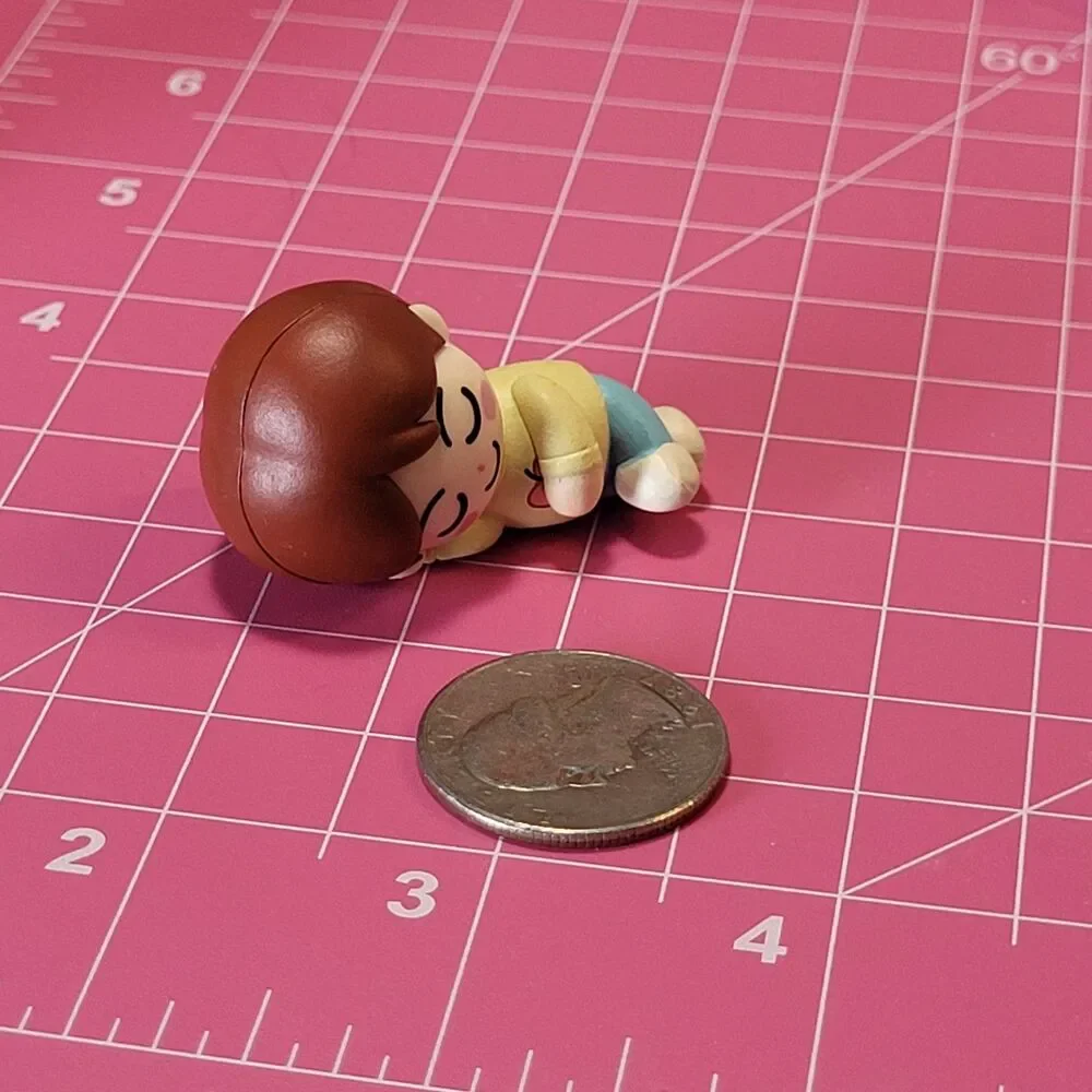 SUGA - TinyTAN Yellow Suyasuya Sleeping Mini Figure
